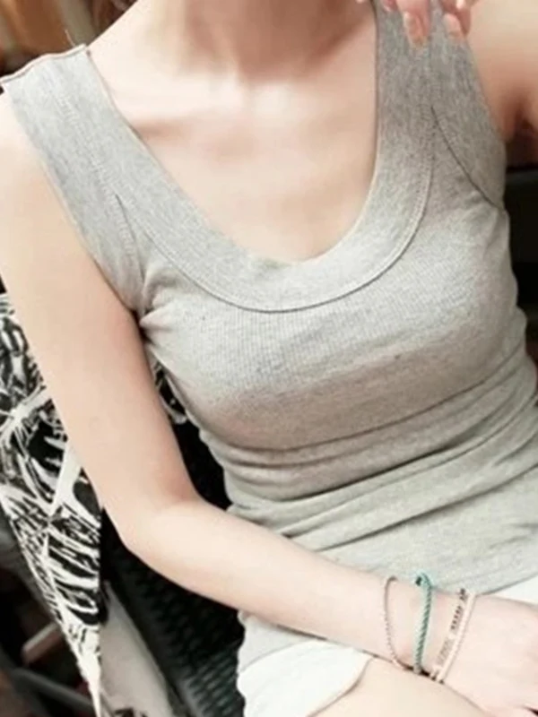 5 Colors Simple Solid Color Sleeveless Vest Top - Image 5