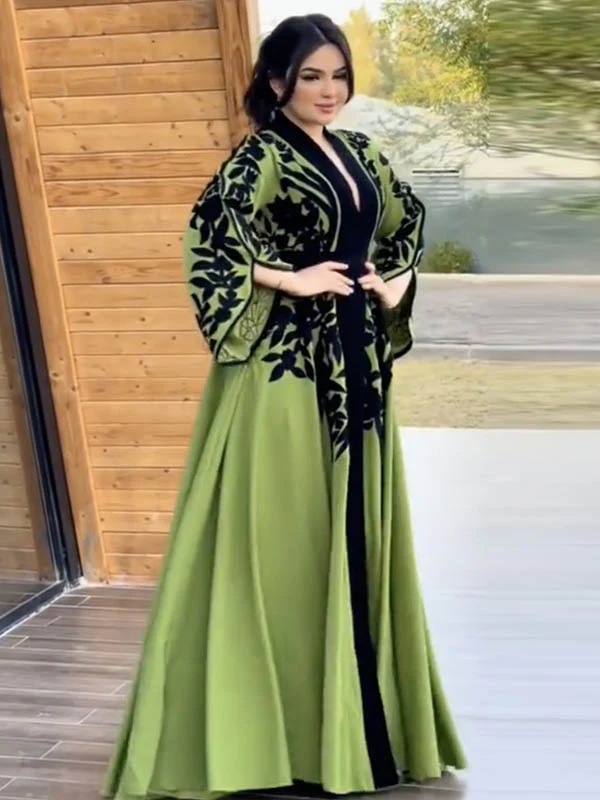 A-line Flared Sleeves Printed Tied Waist V-neck Maxi Dresses - Image 4