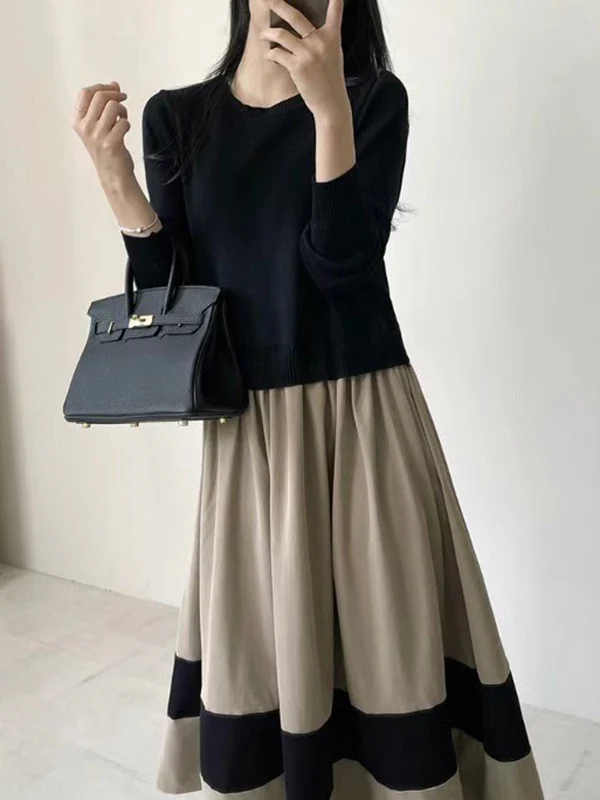 A-Line Long Sleeves Pleated Split-Joint Round-Neck Midi Dresses - Image 2