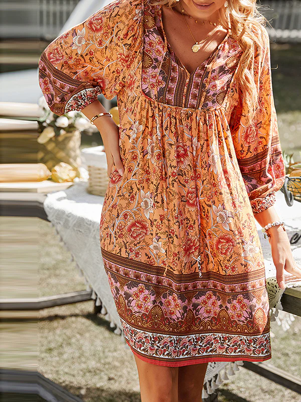 A-Line Loose Contrast Color Flower Print Pleated V-Neck Mini Dresses - Image 16