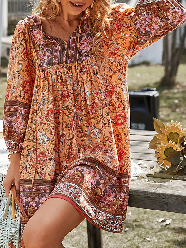 A-Line Loose Contrast Color Flower Print Pleated V-Neck Mini Dresses - Image 20