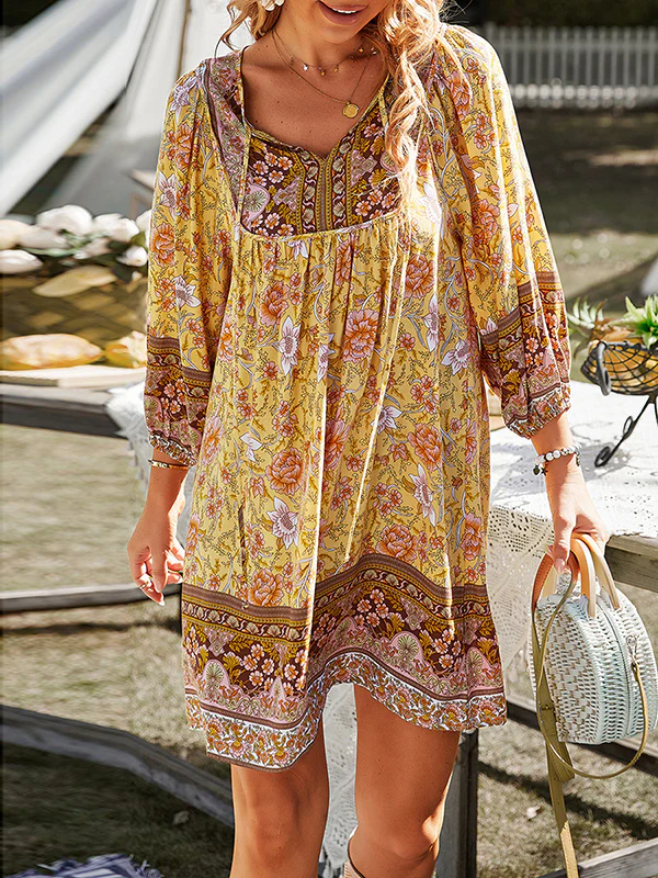 A-Line Loose Contrast Color Flower Print Pleated V-Neck Mini Dresses - Image 4