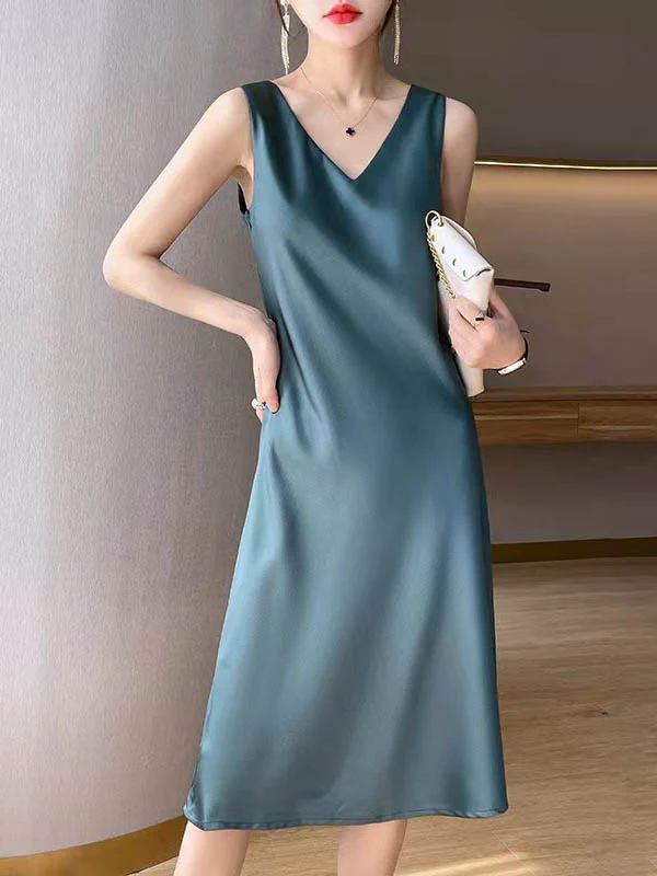 A-Line Loose Solid Color V-Neck Midi Dresses - Image 5
