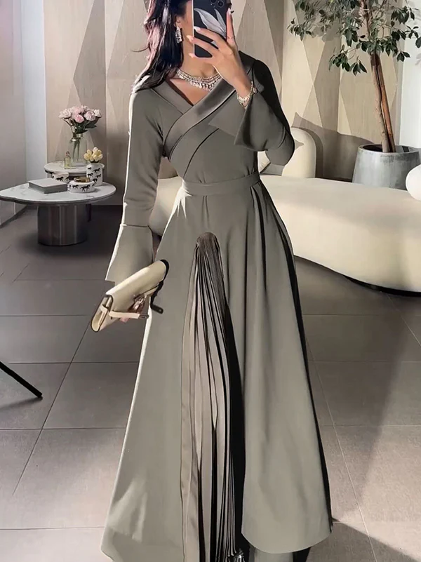 A-Line Wrap Pleated Solid Color Split-Joint V-Neck Maxi Dresses - Image 2
