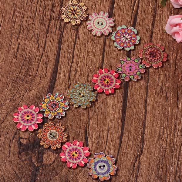 About 100Pcs Multi-Color Floral Pattern Buttons - Image 2
