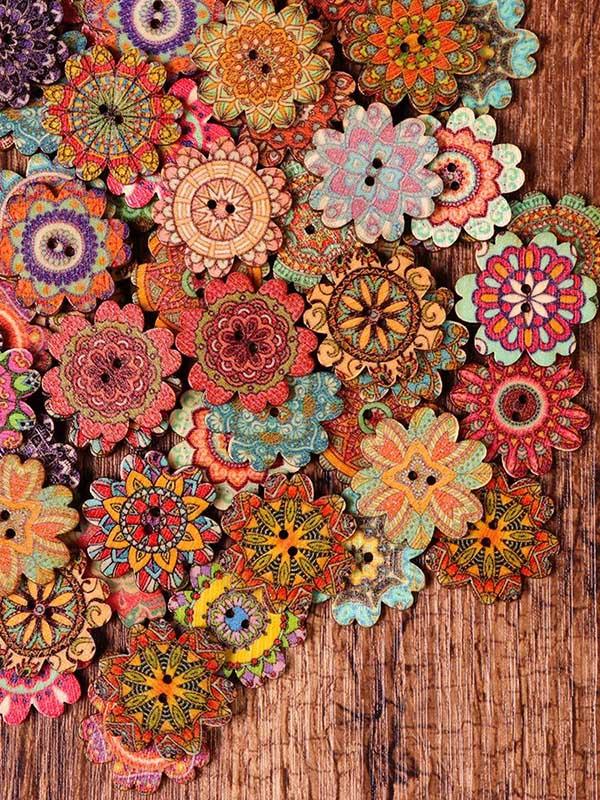About 100Pcs Multi-Color Floral Pattern Buttons - Image 5