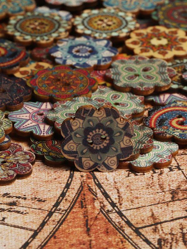 About 100Pcs Multi-Color Wooden Buttons - Image 5