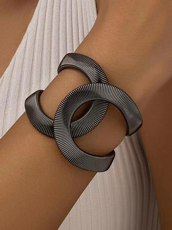 Adjustable Chains Hollow Round Cut Bracelet Accessories - Image 5