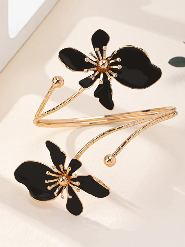 Adjustable Flower Shape Bracelet Accessories - Image 4