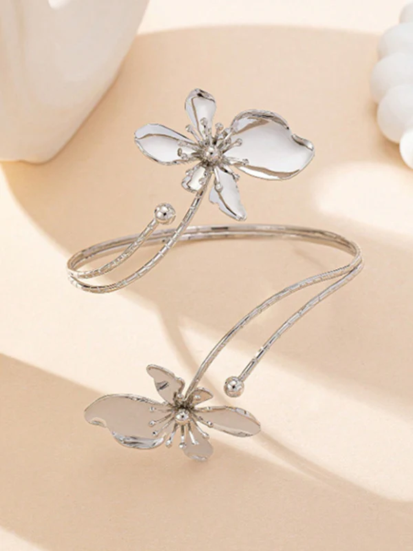 Adjustable Flower Shape Hollow Armlet Accessories - Image 18