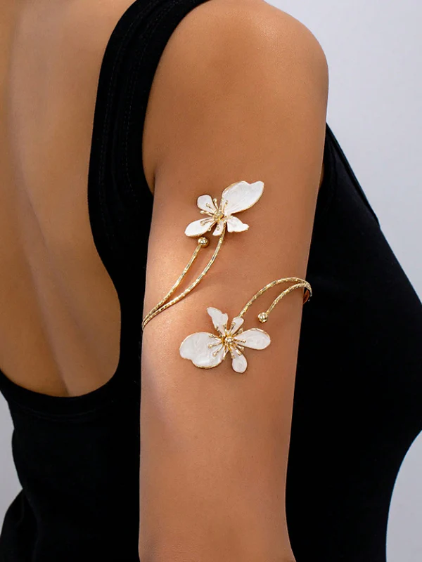 Adjustable Flower Shape Hollow Armlet Accessories - Image 2