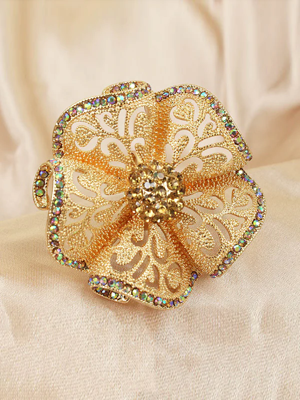 Adjustable Flower Shape Hollow Rhinestone Rings Accessories - Image 5