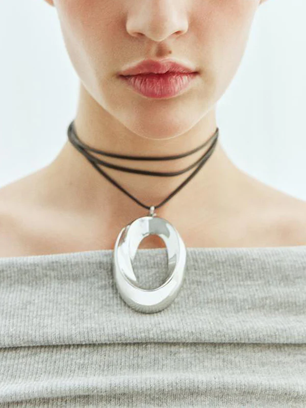 Adjustable Geometric Hollow Solid Color Necklaces Accessories - Image 2