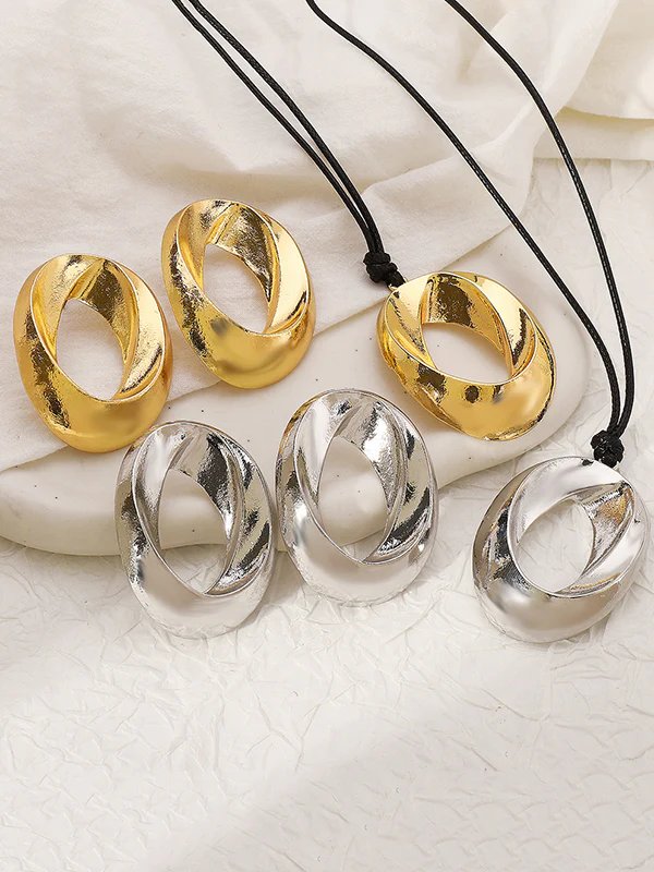 Adjustable Geometric Hollow Solid Color Necklaces Accessories - Image 4
