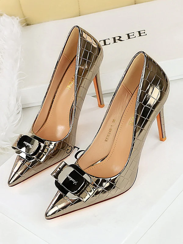 Belt Buckle Pointed-Toe Shiny Split-Joint Pumps - Image 2