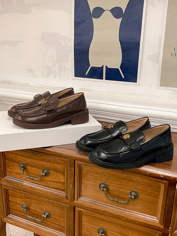 Belt Buckle Round-Toe Split-Joint Loafers - Image 18