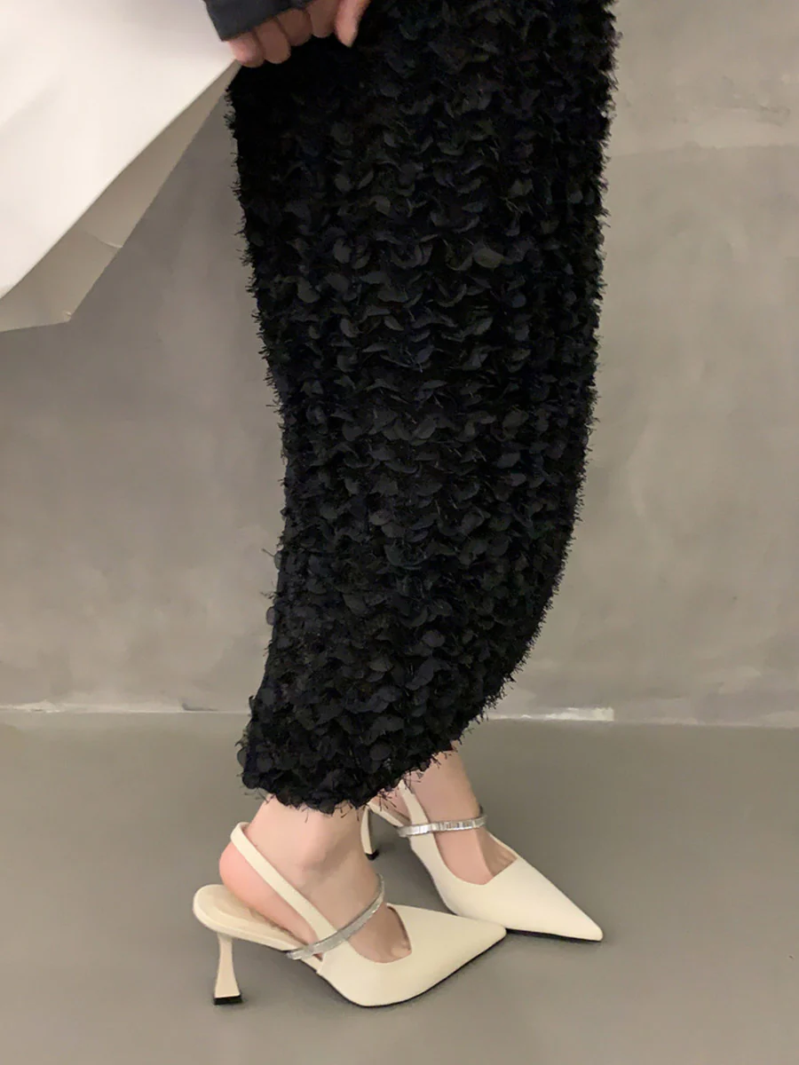 Belted Pointed-Toe Shiny Pumps - Image 6