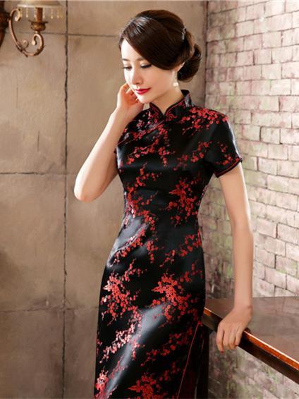 Black Red-flower Print Split-side Long Cheongsam - Image 4