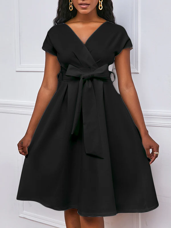 Bowknot Lace-Up Solid Color V-Neck Midi Dresses - Image 17