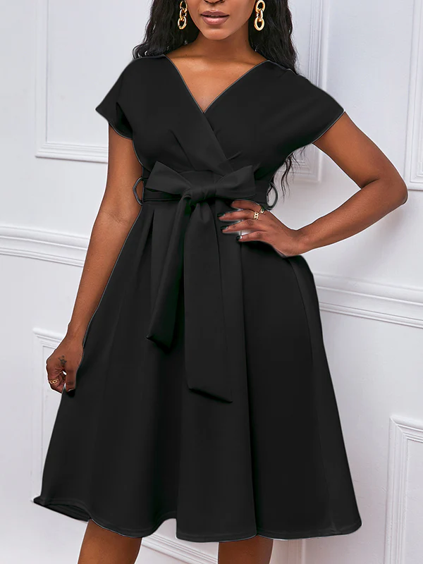 Bowknot Lace-Up Solid Color V-Neck Midi Dresses - Image 18