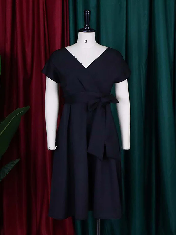 Bowknot Lace-Up Solid Color V-Neck Midi Dresses - Image 20