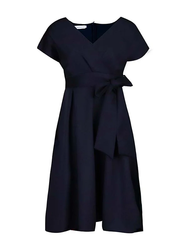 Bowknot Lace-Up Solid Color V-Neck Midi Dresses - Image 32