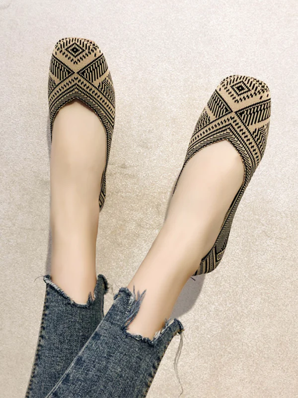 Breathable Contrast Color Flat Shoes - Image 2