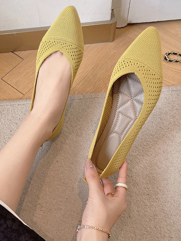 Breathable Hollow Solid Color Flat Shoes - Image 4