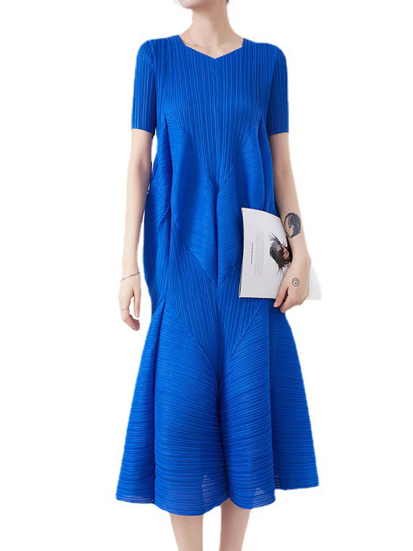 Casual Short Sleeves Pleated Solid Color Round-Neck Midi Dresses - Image 10