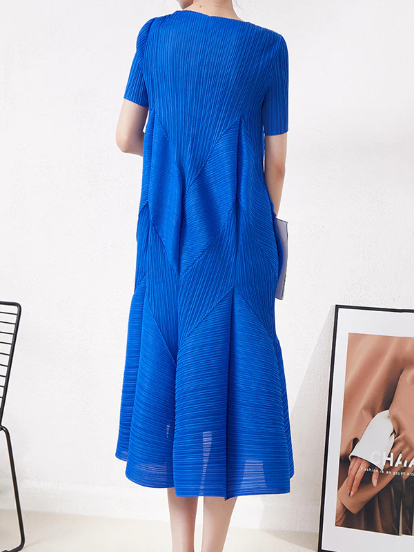 Casual Short Sleeves Pleated Solid Color Round-Neck Midi Dresses - Image 11