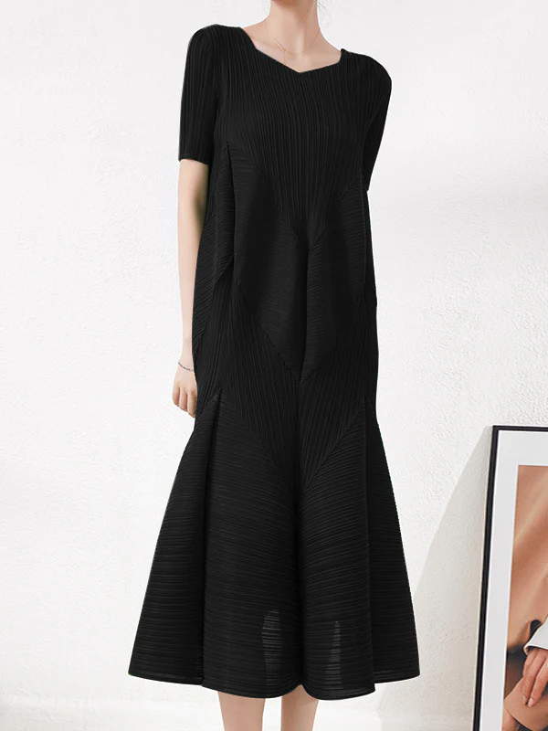 Casual Short Sleeves Pleated Solid Color Round-Neck Midi Dresses - Image 6