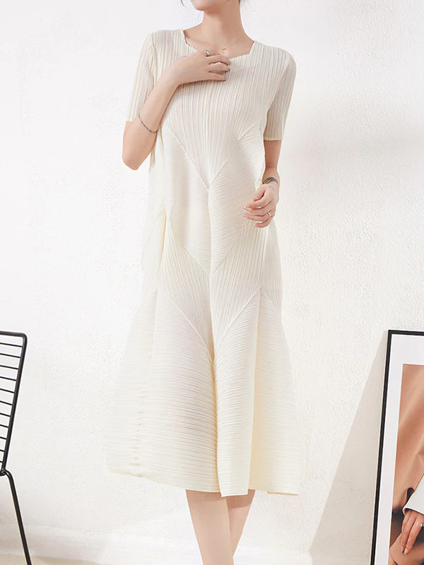 Casual Short Sleeves Pleated Solid Color Round-Neck Midi Dresses - Image 8