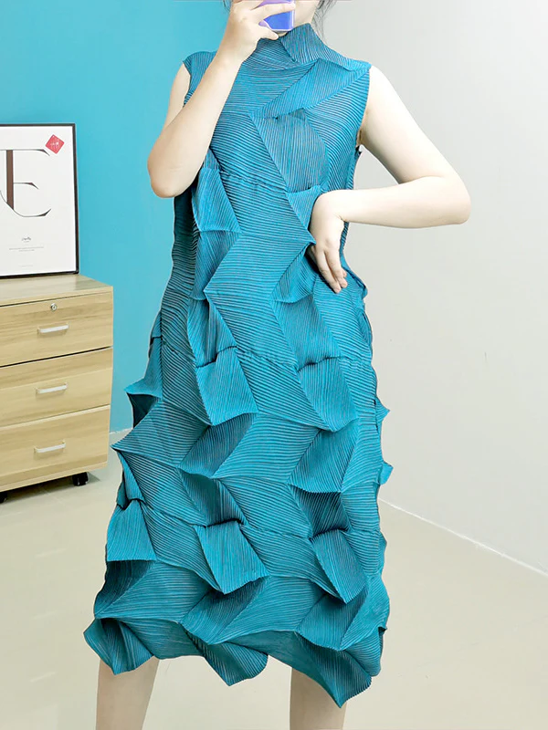 Casual Sleeveless Irregularity Pleated Solid Color Stand Collar Midi Dresses - Image 3