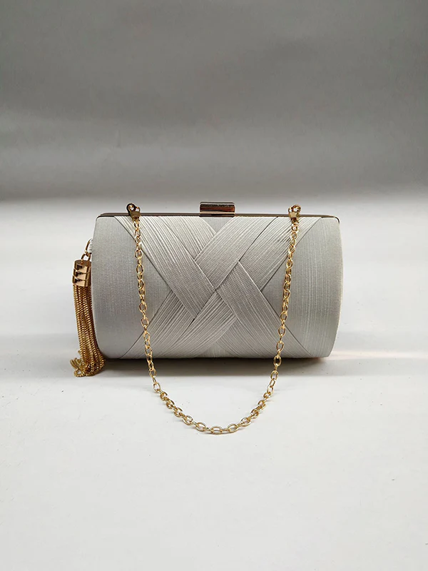 Chains Contrast Color Tasseled Banquet Handbags - Image 3