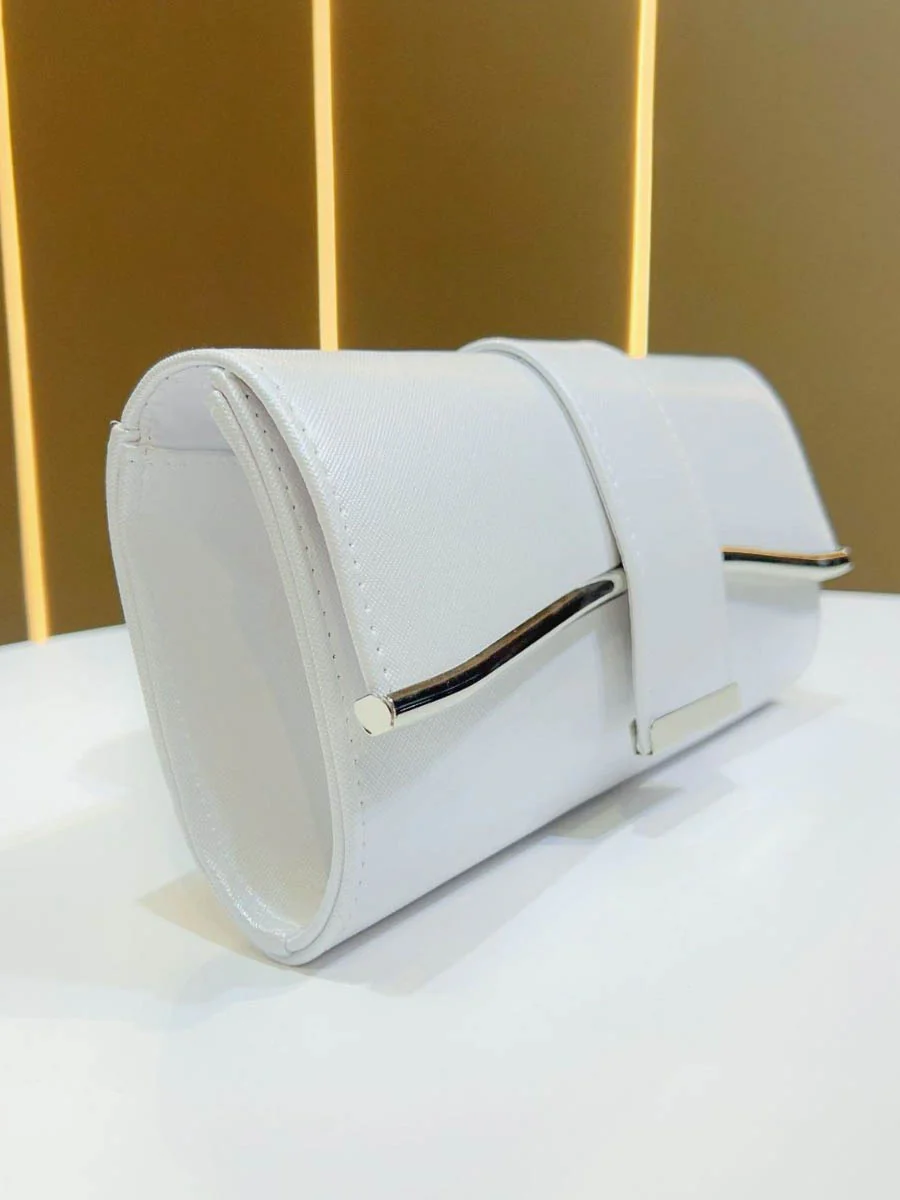 Chains Evening Bags & Clutches Handbags - Image 8