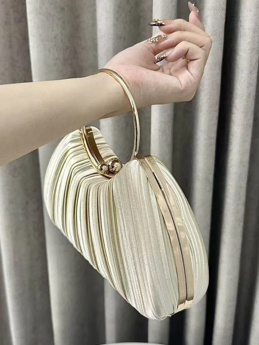 Chains Lock Pleated Crossbody Bags Evening Bags & Clutches - Image 5