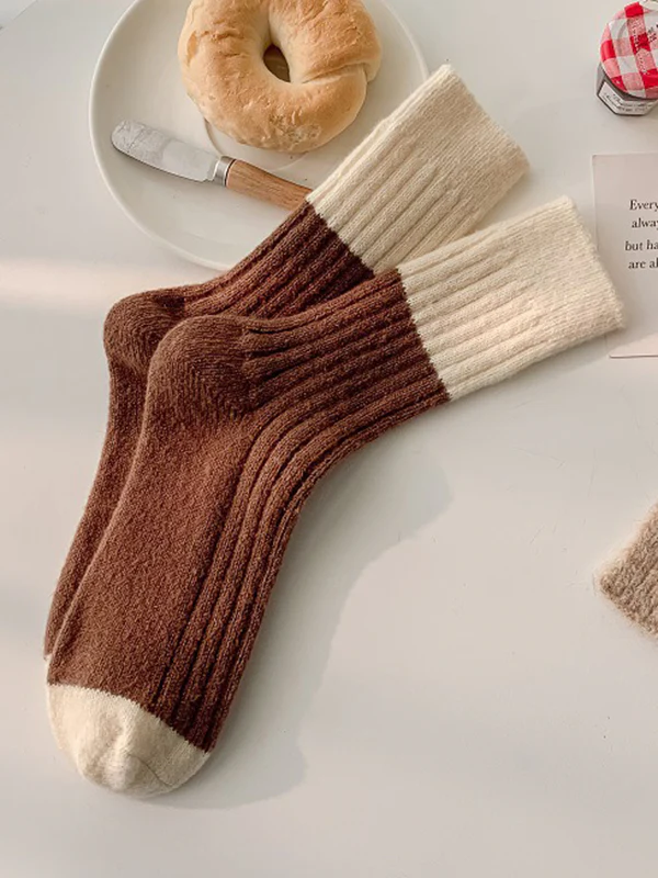 Contrast Color Elasticity Pleated Socks - Image 9