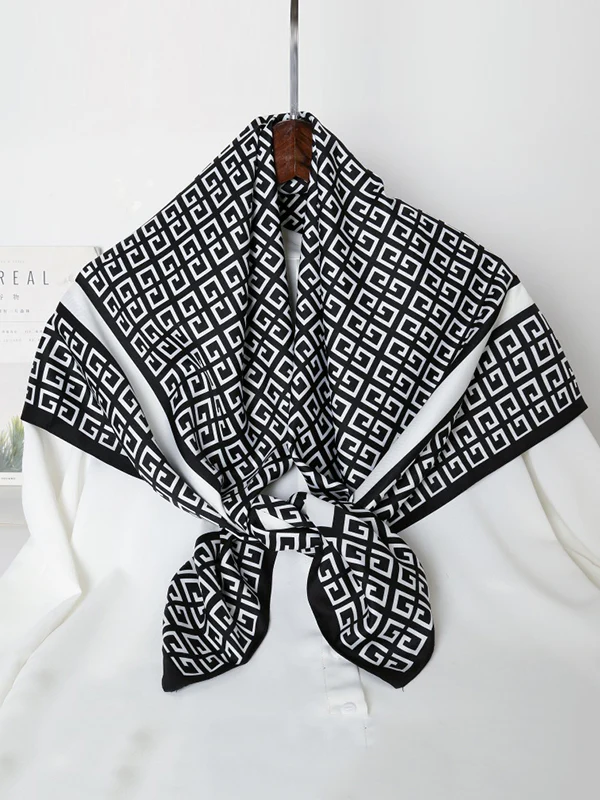 Contrast Color Printed Shawl&Scarf - Image 4