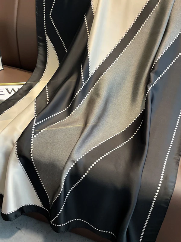 Contrast Color Sun Protection Shawl&Scarf - Image 3