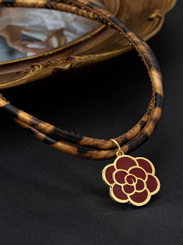 Double Layered Flower Shape Leopard Necklaces Accessories - Image 2