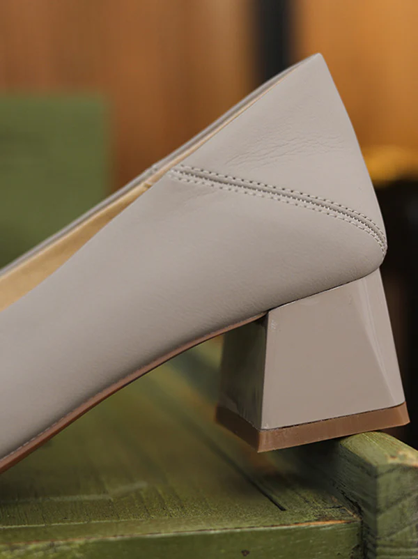 Elegant Square Buckle Chunky Square Mid Heel Shoes - Image 20