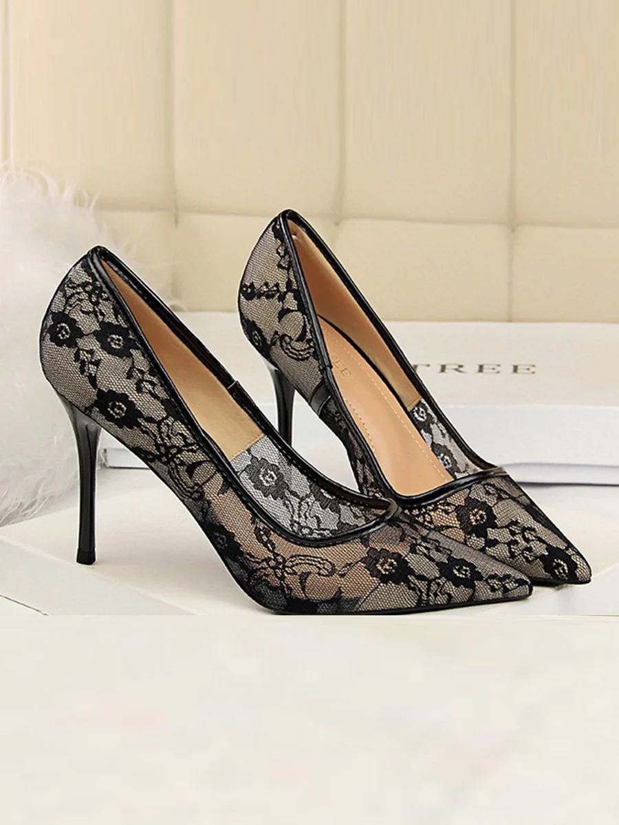 Flower Print Hollow Pointed-Toe Split-Joint Pumps - Image 17