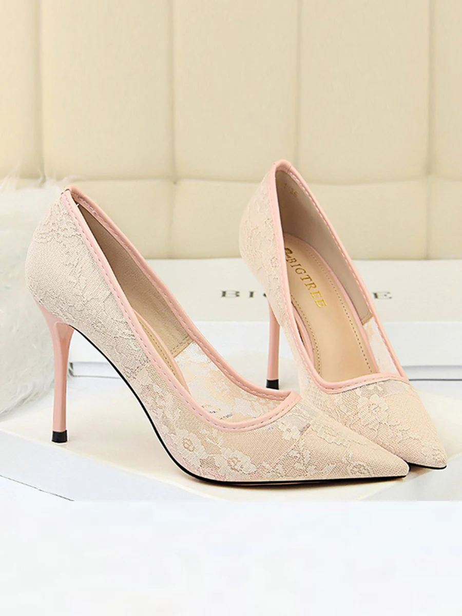Flower Print Hollow Pointed-Toe Split-Joint Pumps - Image 6