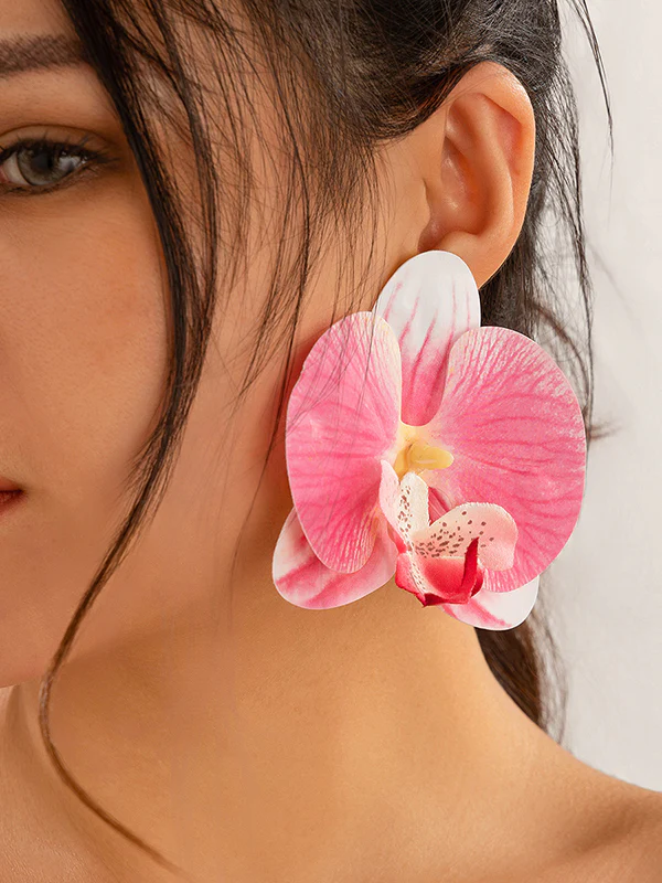 Flower Shape Drop Earrings - Image 3