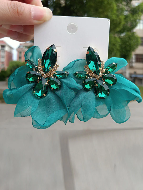 Flower Shape Drop Earrings - Image 10