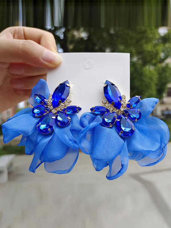 Flower Shape Drop Earrings - Image 11