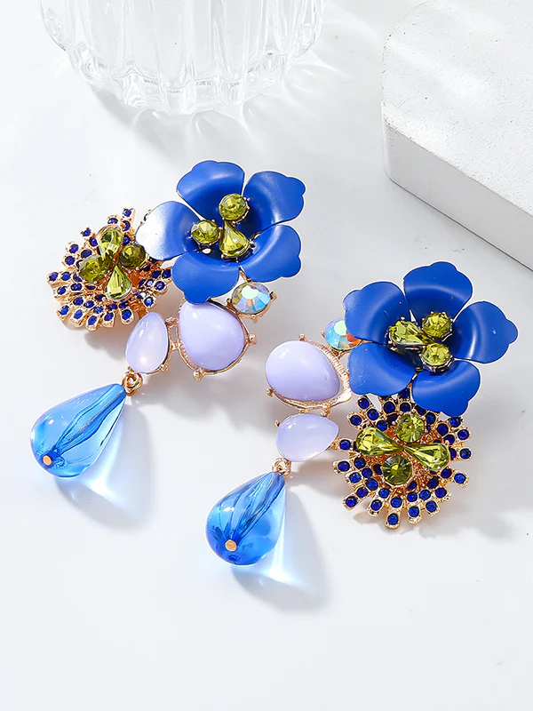 Flower Shape Drop Earrings - Image 3