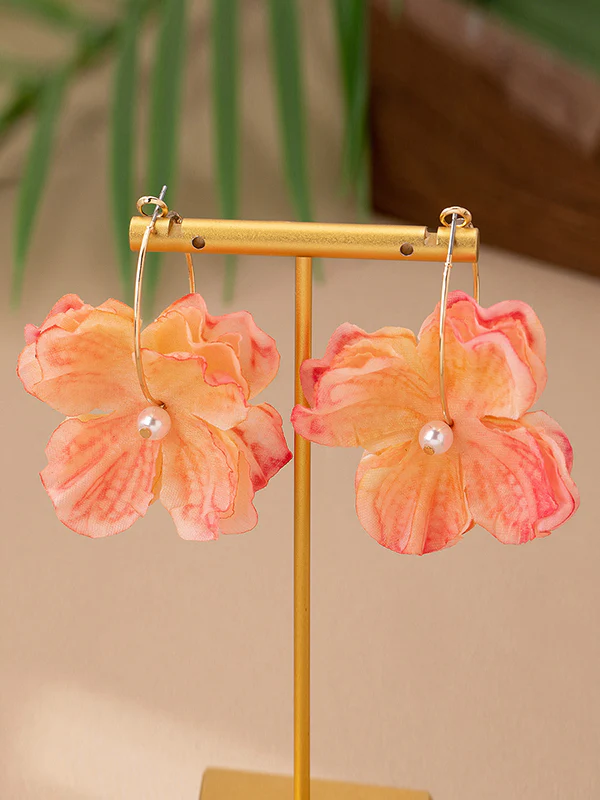 Flower Shape Drop Earrings - Image 4