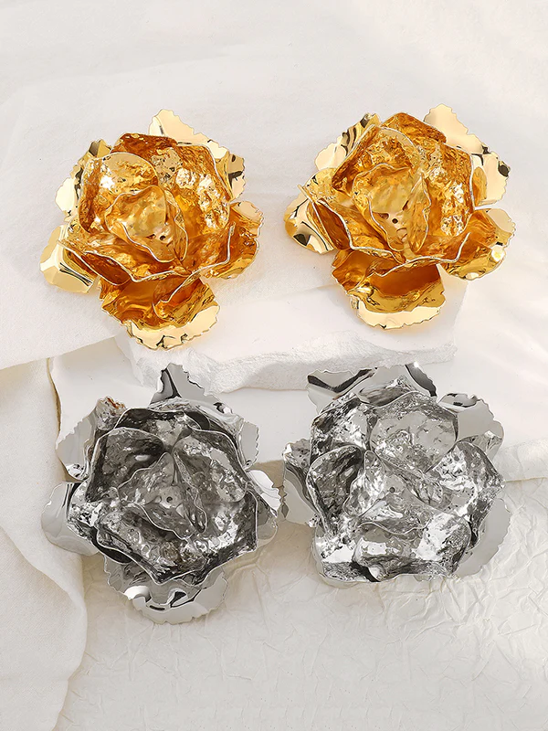 Flower Shape Drop Earrings - Image 3