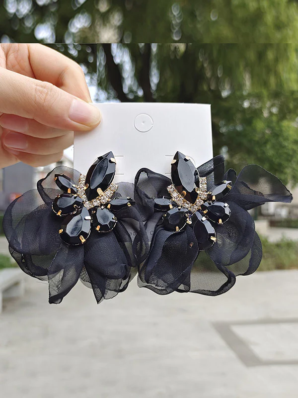 Flower Shape Drop Earrings - Image 15